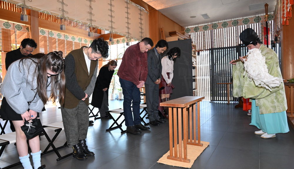 『レンタル・ファミリー』